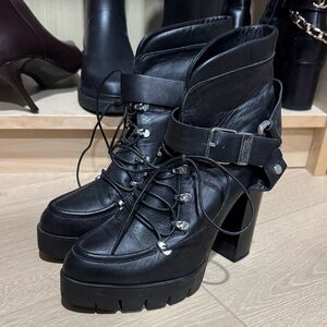 Zara Black Women's leather High Heel Boots Sz 39 8